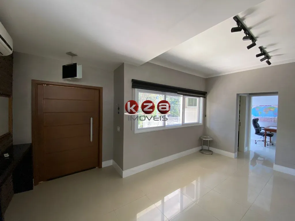 Imagem Imperdível Casa de Luxo a venda no Condomínio Villagio Capriccio em Louveira- 3 Suítes, 3 Salas, 5 Banheiros, 4 Vagas e piscina - 277m².