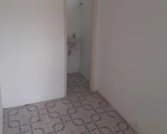 Imagem sobrado com 3 quartos e ótima localização FL26