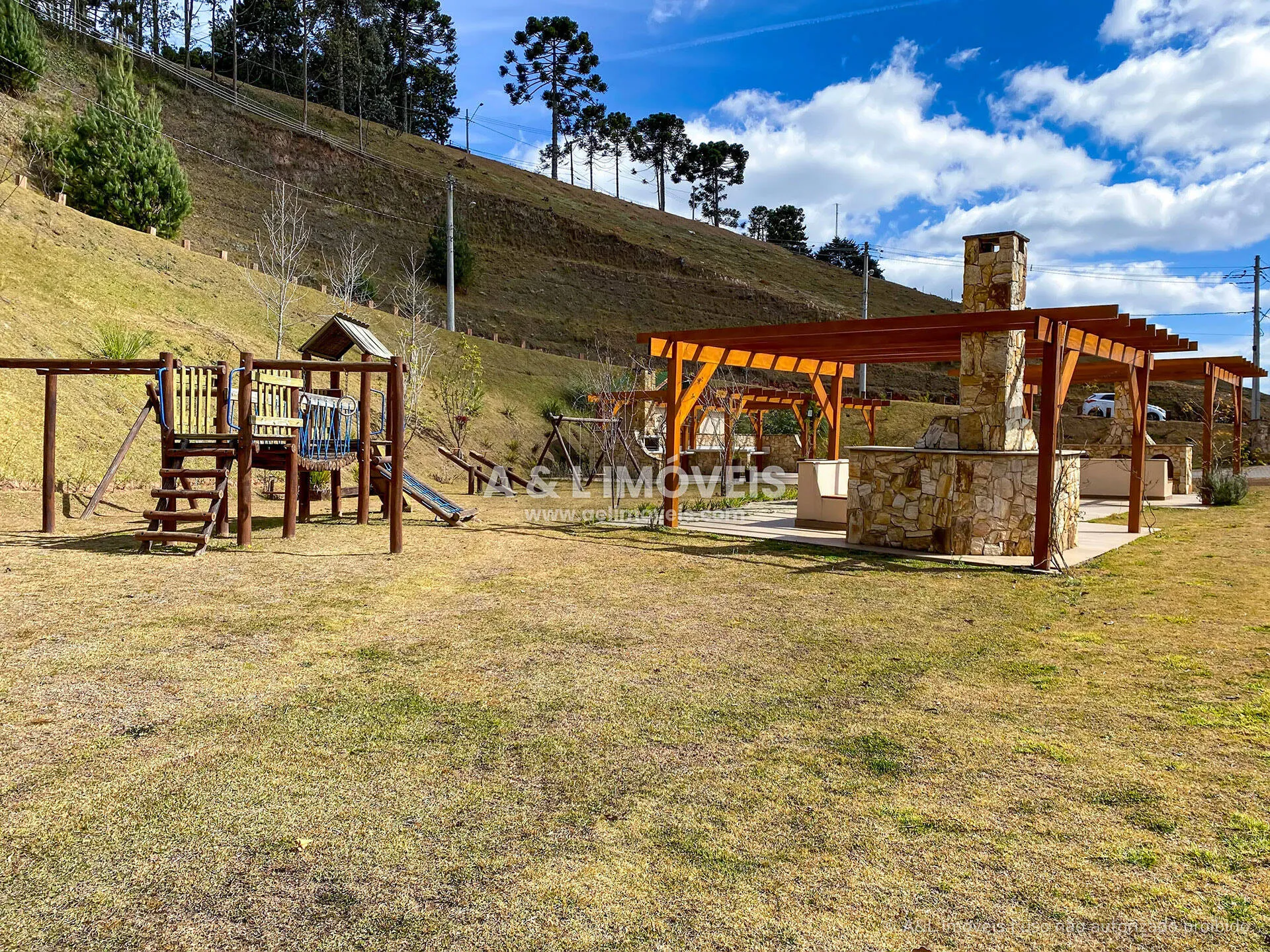 Imagem Lote à venda no Reserva Figueiredo em Campos do Jordão | 1.146,58 m²