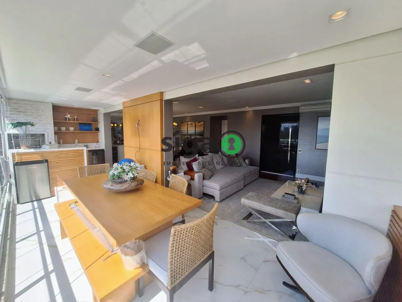 Imagem Apartamento à venda de 171 m² com 3 suítes, 3 vagas e lazer completo no Cristais da Terra