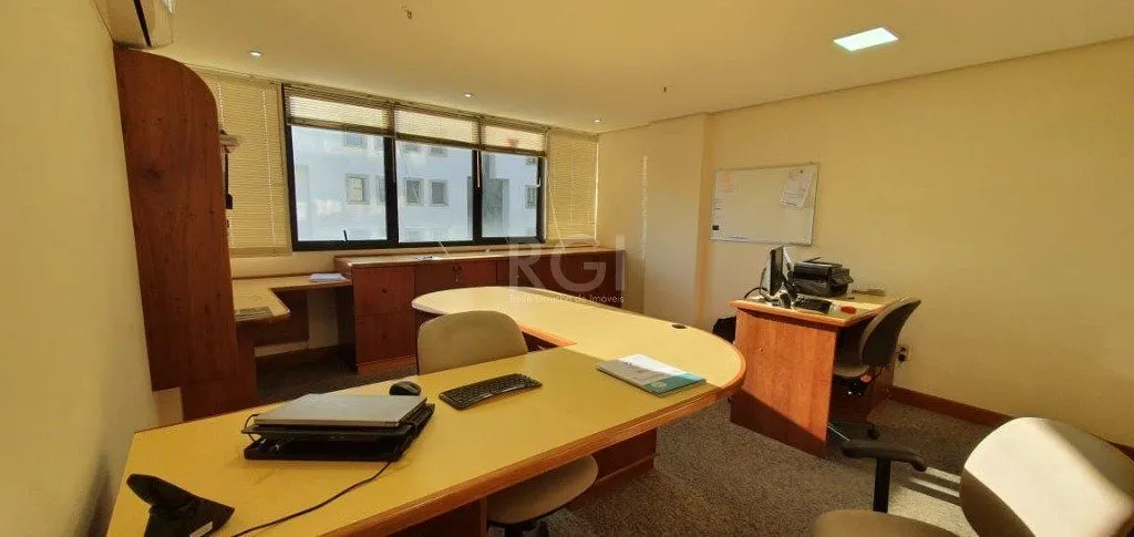 Imagem Conjunto / Sala comercial no bairro Petrópolis