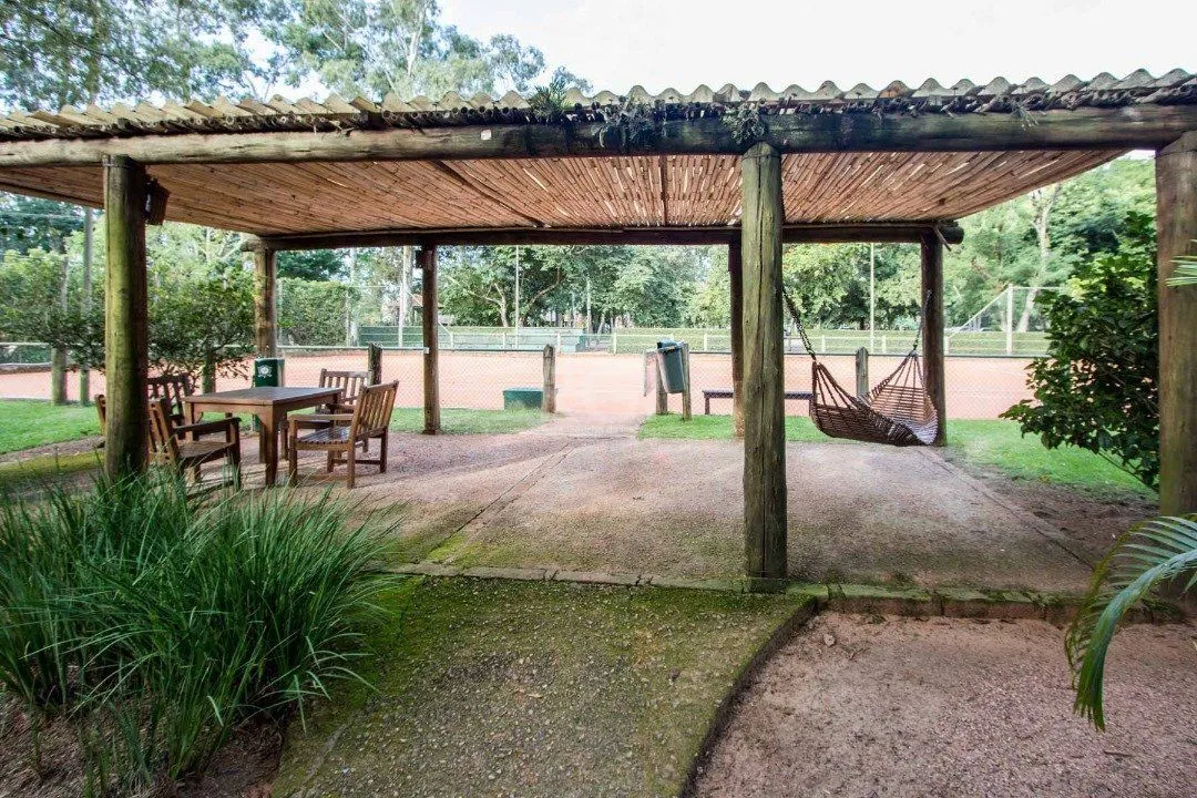 Imagem Terreno plano de 1000m² está localizado no conceituado condomínio Terra Ville