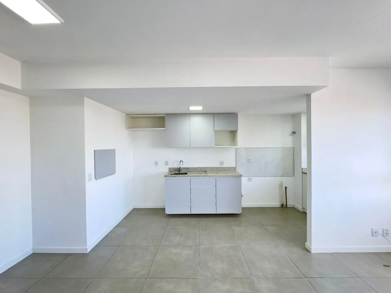 Imagem Apartamento à venda em Porto Alegre, Vila Jardim, com 1 quarto, 46m2