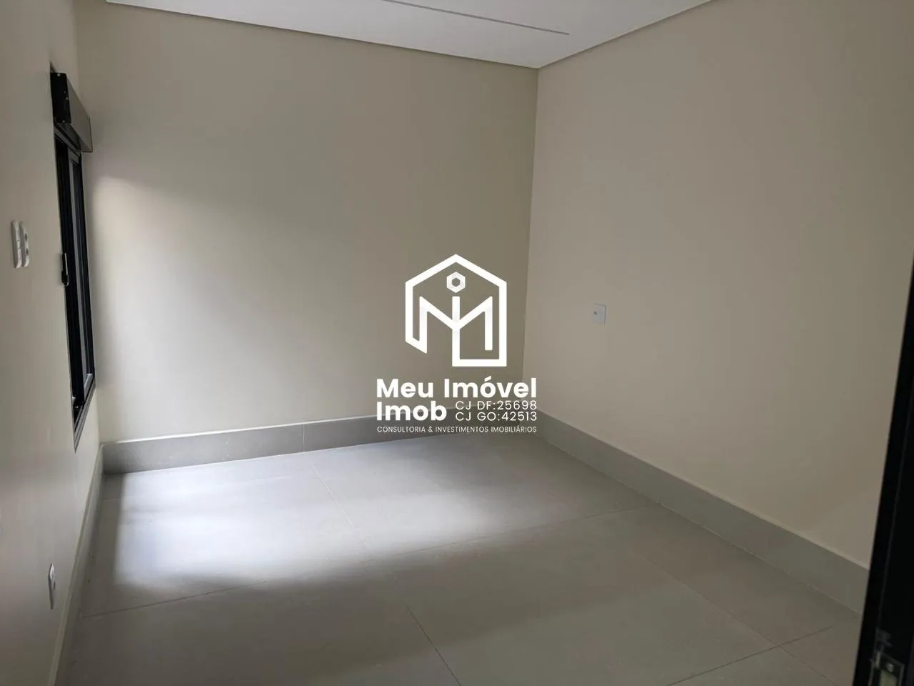 Imagem Residencial Jóquei Casa 4 Quartos 4 Suítes 330m²