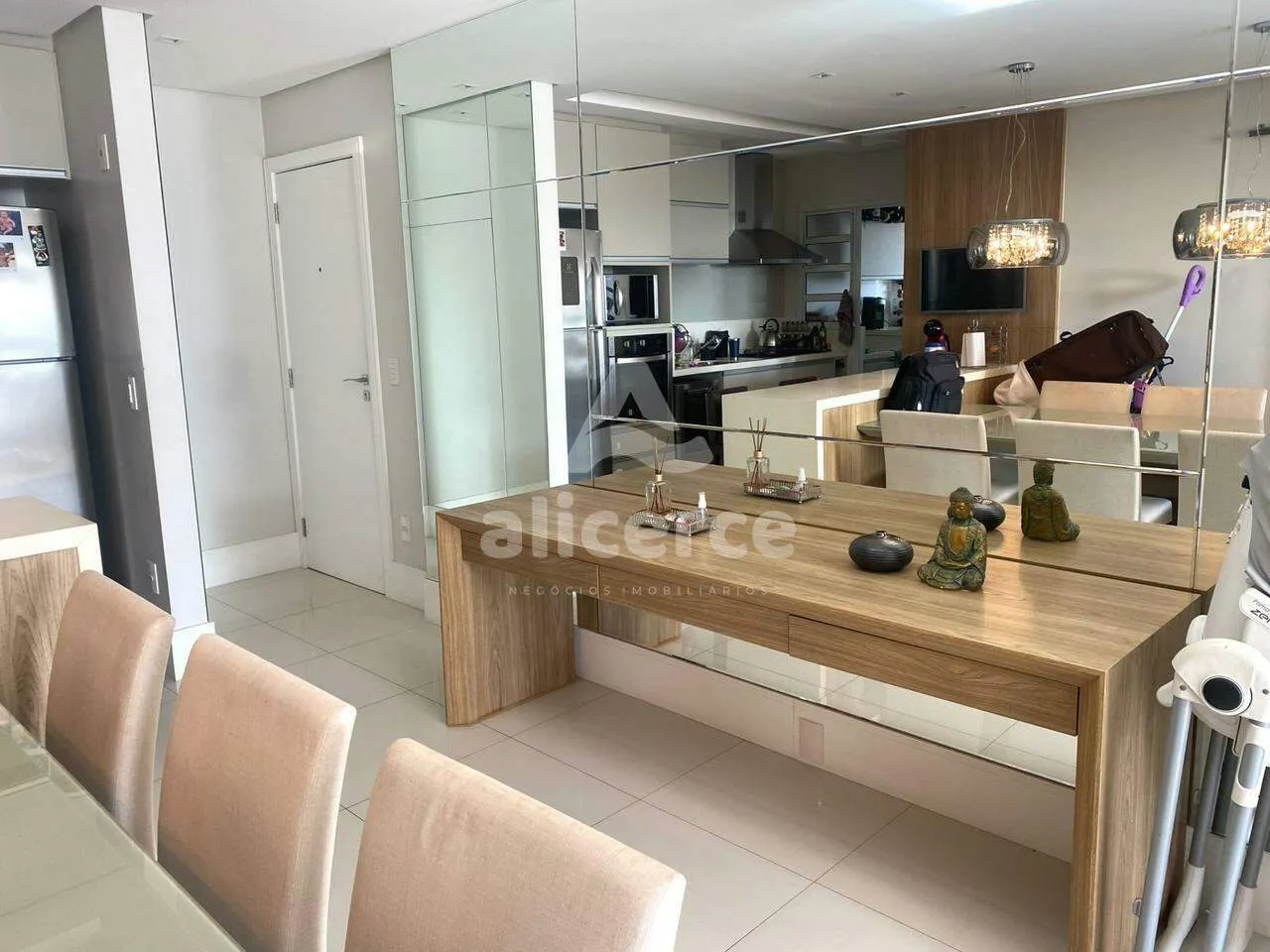 Imagem Porteira Fechada!!! Apartamento à venda com 3 quartos 1 suíte, vista mar em Nossa Senhora do Rosário São José