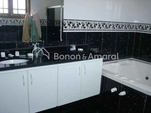 Imagem Casa de Condomínio com 554 m² e 4 Quartos