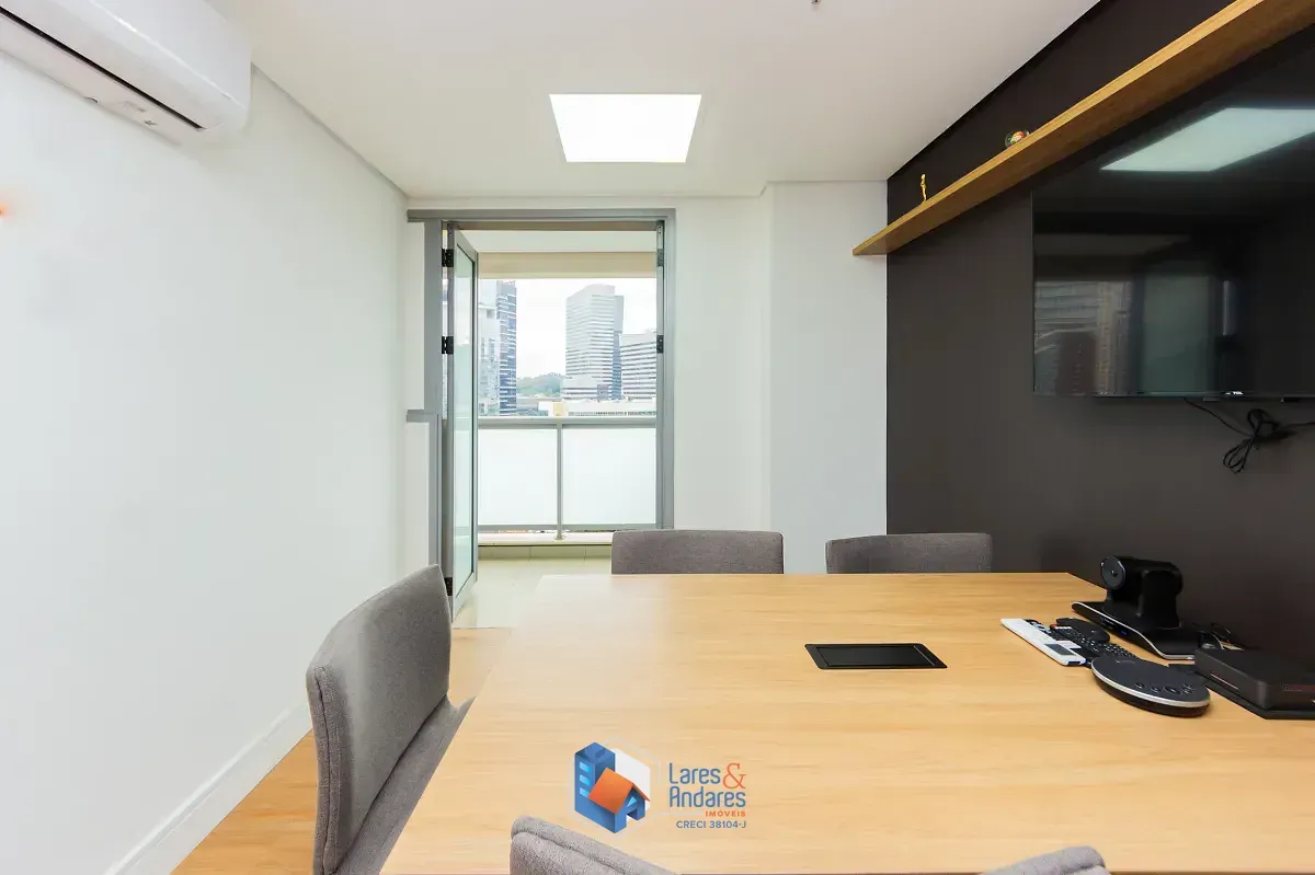 Imagem Conjunto comercial para venda em Santo Amaro, 80m²