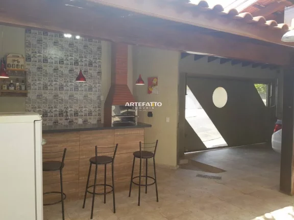 Imagem Vende-se Casa com Edícula no Bairro São Joaquim