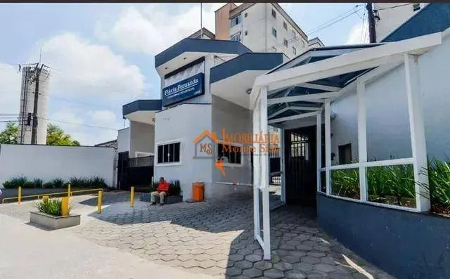 Imagem Apartamento com 2 dormitórios à venda, 61 m² por R$ 270.000,00 - Centro - Guarulhos/SP