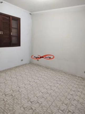 Imagem CASA TÉRREA À VENDA AO LADO DO METRÔ ARTUR ALVIM.