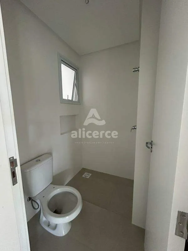 Imagem Apartamento Garden à venda com 2 quartos 1 suíte, 85,09m² em Capoeiras Florianópolis