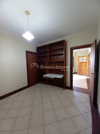 Imagem EXCLUSIVIDADE, CONFORTO E NATUREZA EM PERFEITA HARMONIA! 

Se você busca um lar que combine requint...