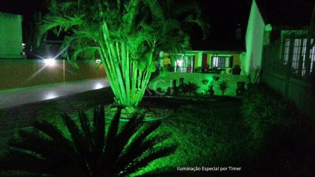 Imagem Casa para Venda - 198m², 2 dormitórios, 2 vagas - Belém Novo
