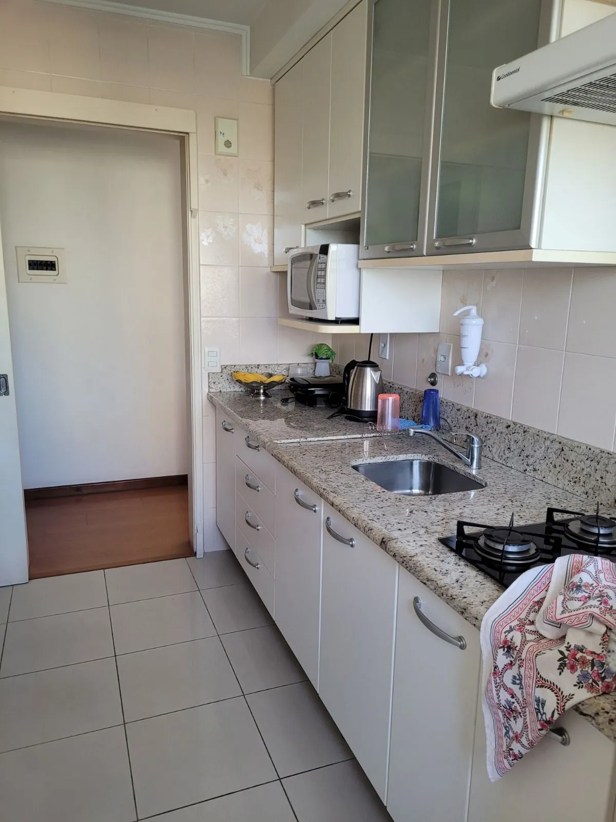 Imagem Apartamento com 02 quartos, 02 banheiros e 01 vaga no Centro Histórico