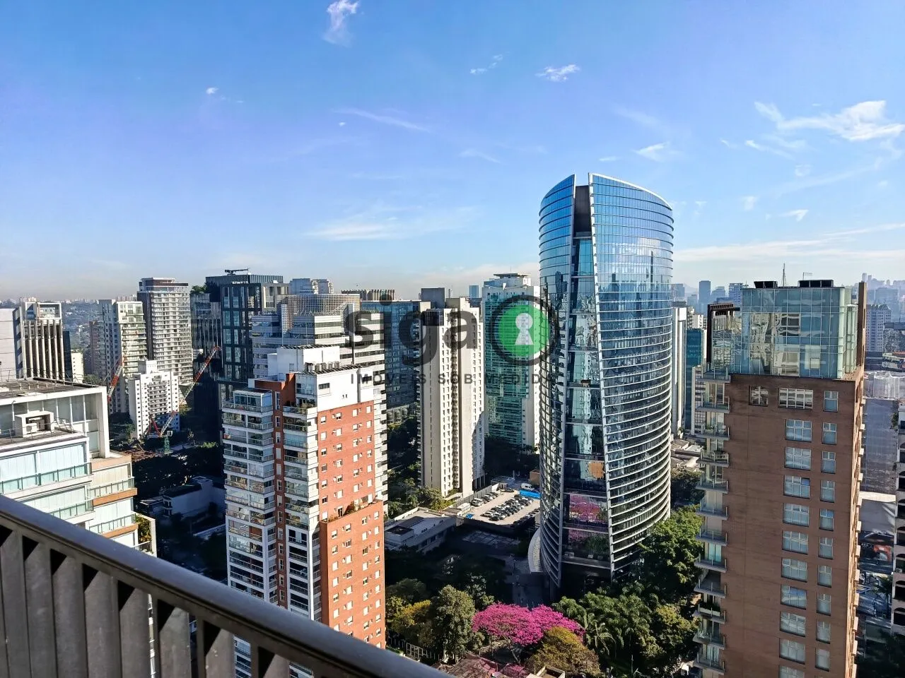 Imagem Apartamento 191 m² Itaim Bibi