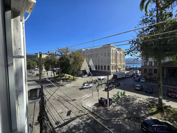 Imagem Sala/Conjuntos comerciais no Centro em frete da Alfandega para locação