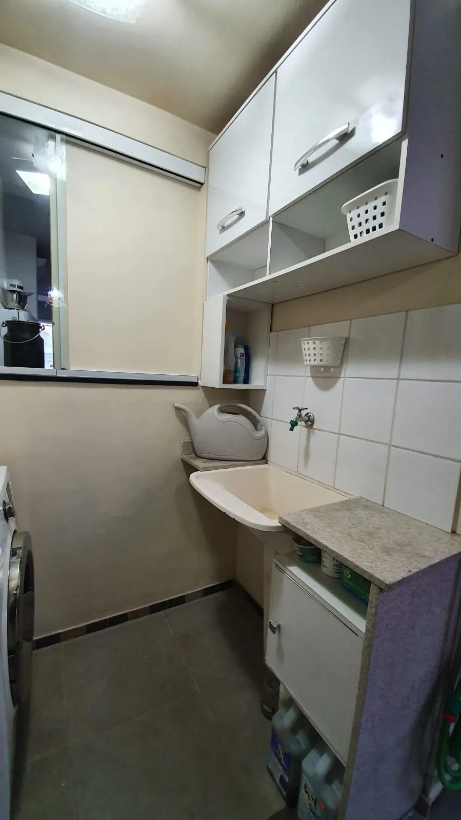 Imagem À venda sobrado em condomínio fechado e semi mobiliado!