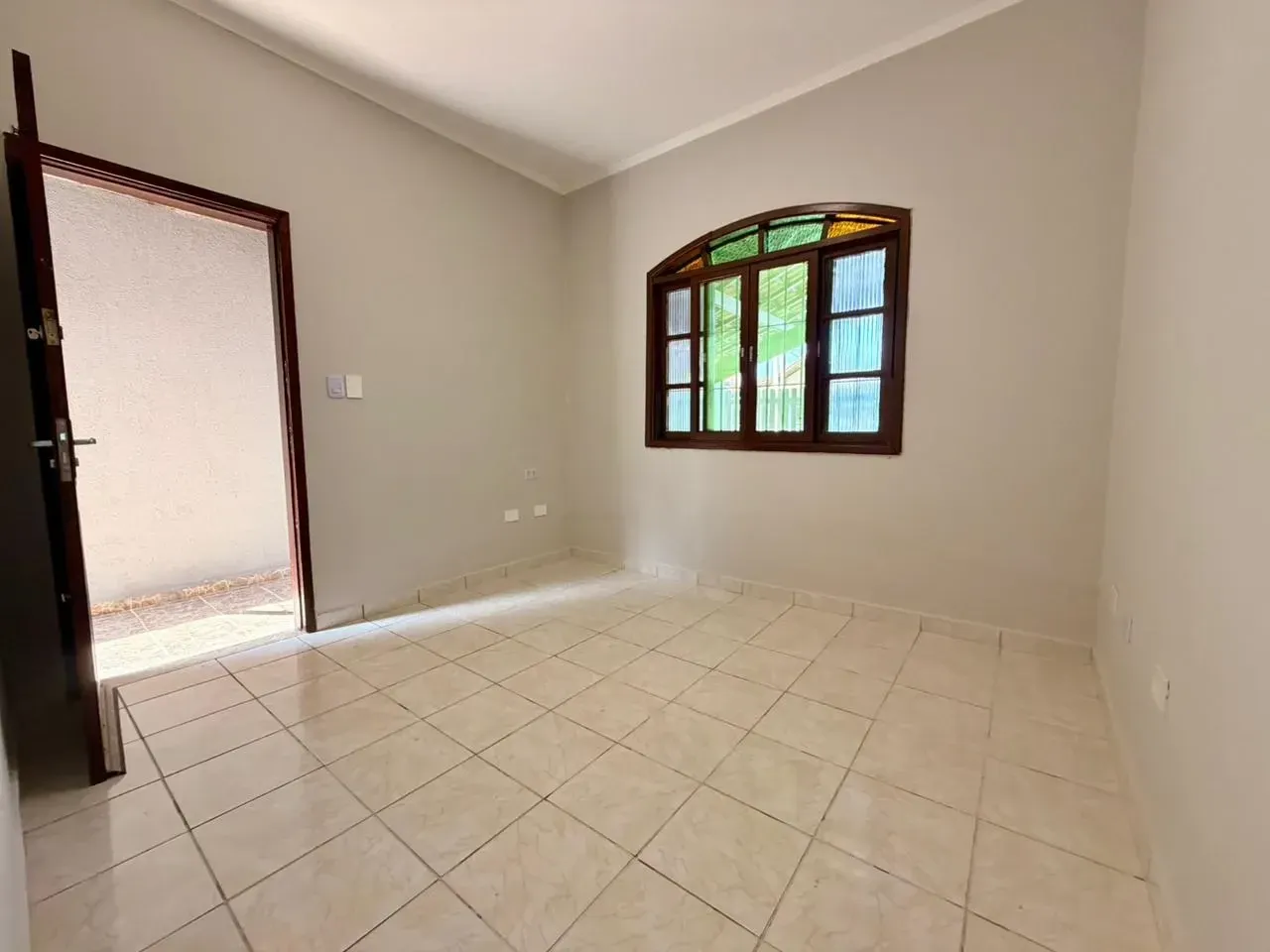 Imagem Casa com 1 Quarto à Venda, 50 m² em Ocian - Praia Grande