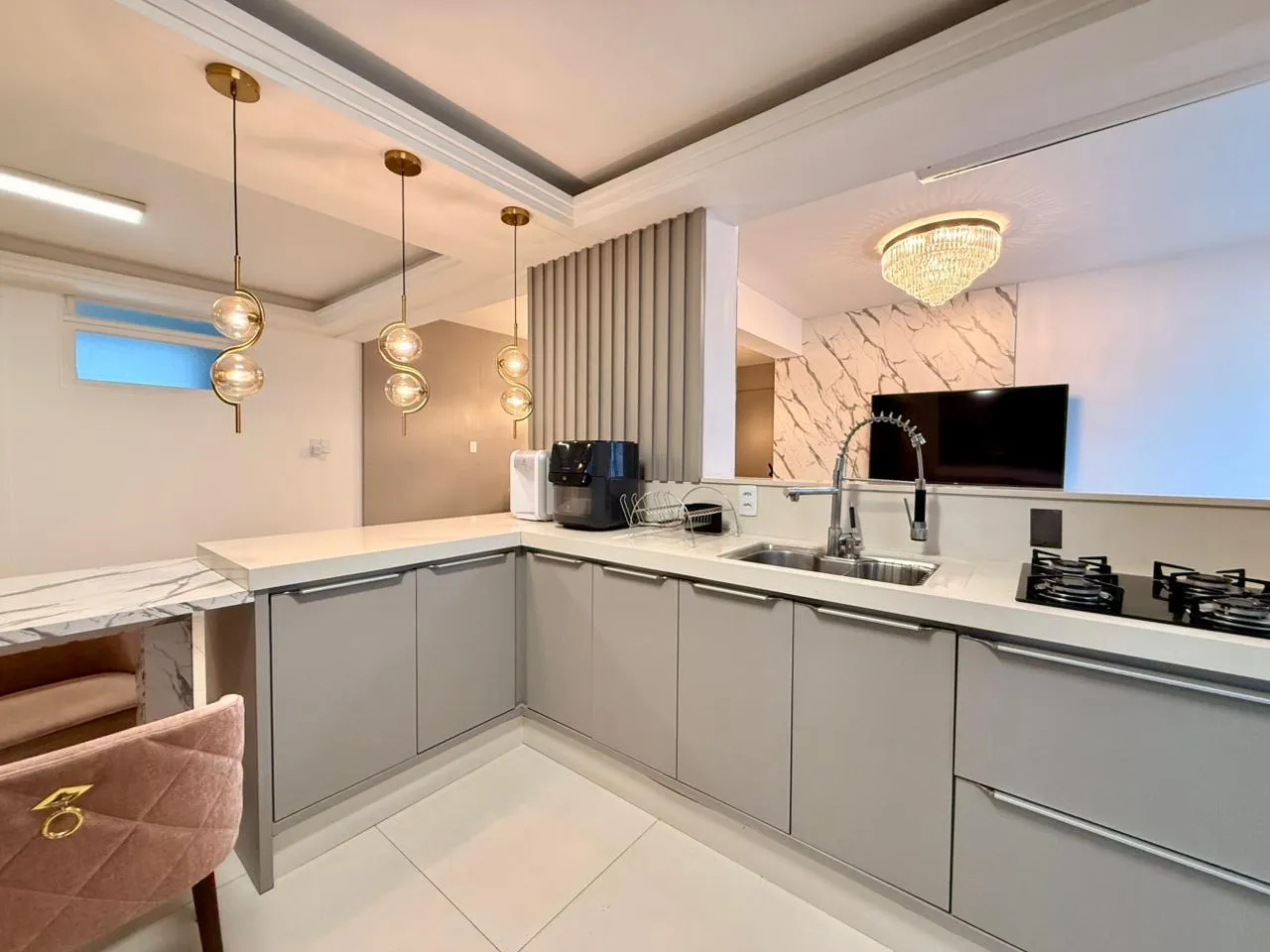 Imagem Apartamento com vista para o mar à venda com 120m2 por R$ 2.300.000,00