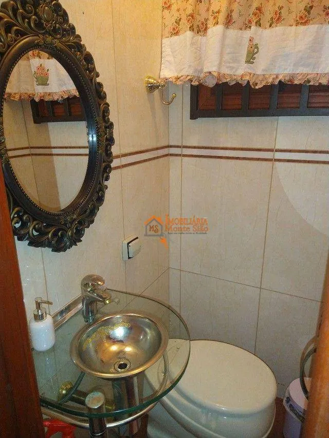 Imagem Sobrado para compra no Parque Renato Maia com 3 dormitórios à venda por R$ 1.166.000 - Parque Renato Maia - Guarulhos/SP