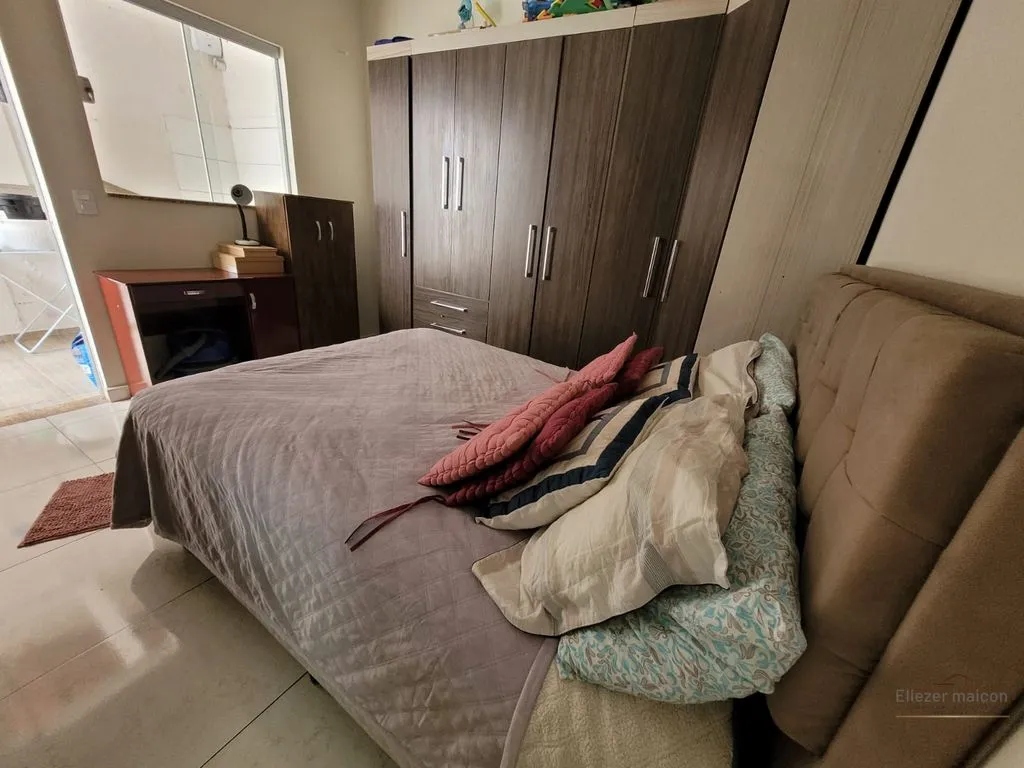 Imagem Casa à Venda com 3 quartos no bairro Caio Junqueira, Poços de Caldas - MG