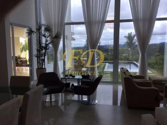 Imagem Casa em Condomínio de Alto Padrão