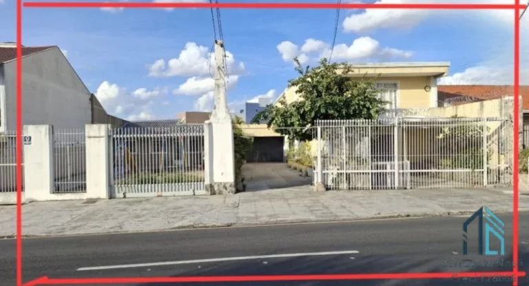 Imagem Residência, terreno COM 03 MORADIAS, no Água Verde em Curitiba pr