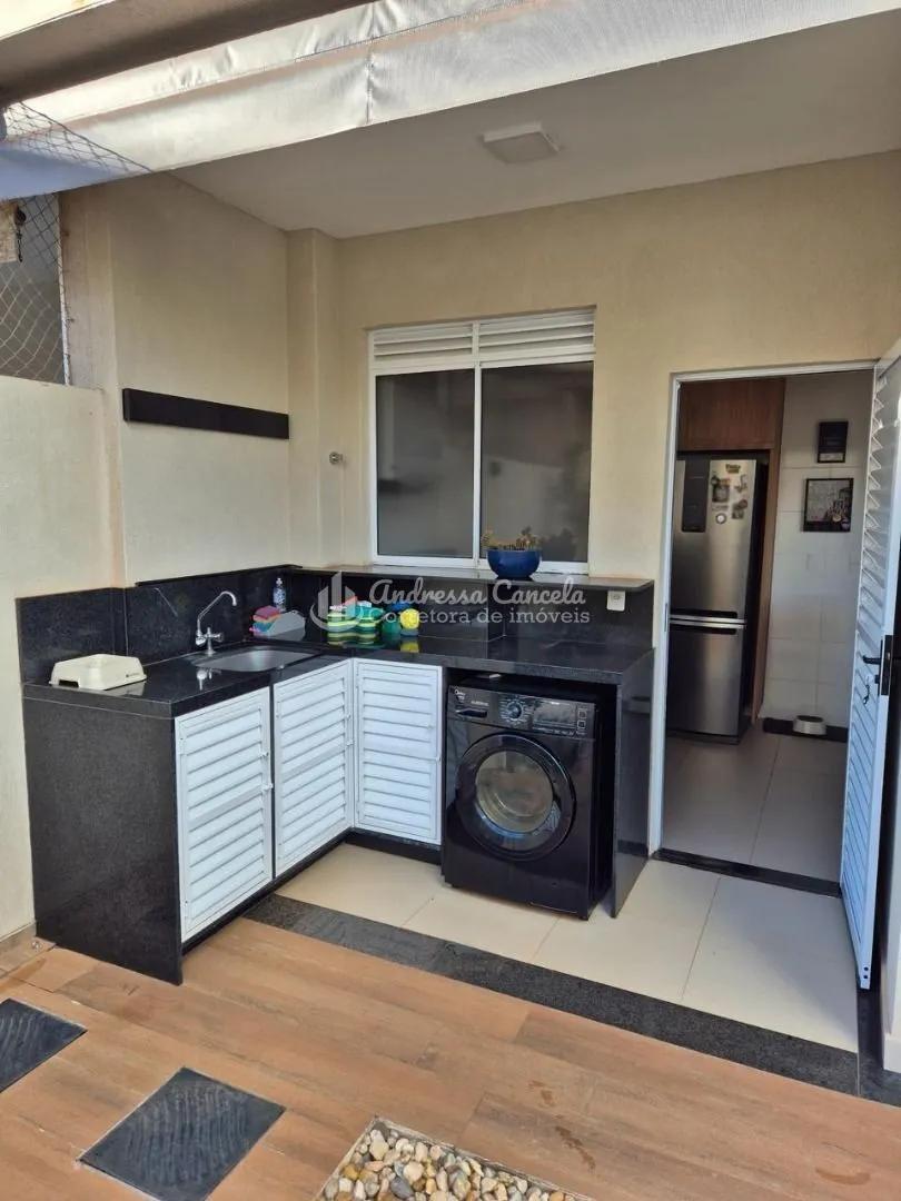Imagem Condomínio Lombardia - Sobrado com 3 dormitórios à venda, 93 m² por R$ 690.000 - Parque Lombardia - São José do Rio Preto/SP