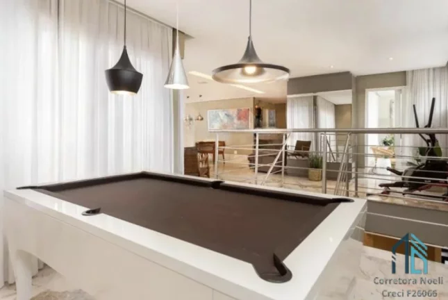Imagem Casa em condomínio, 04 quartos sendo 03 suítes, piscina, área de lazer, em Santa Felicidade Curitiba PR