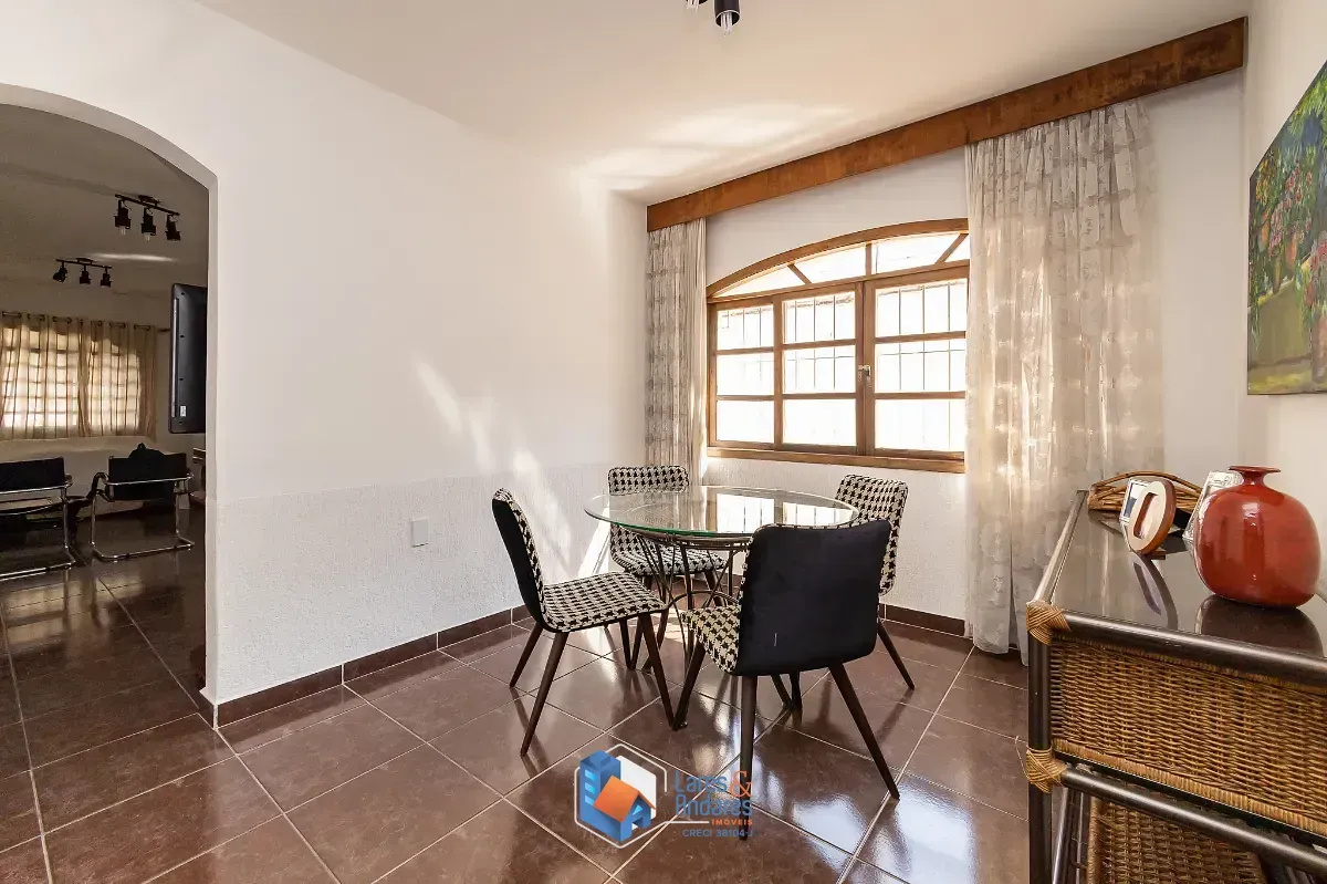 Imagem Sobrado para venda em Vila Palmeiras com 3 quartos, sendo 1 suíte, 164m²