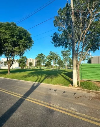 Imagem Terreno Comercial de 450m² no Alphaville Jacuhy - De Frente para o Contorno