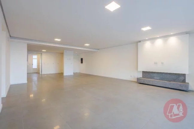 Imagem No Cristal, Garden de 315 m², 3 suítes, 3 vagas e piscina.