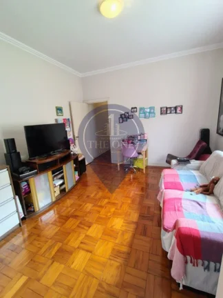 Imagem Imperdível Casa à Venda em São Paulo - 3 Quartos, 1 Suíte, 5 Banheiros, 3 Vagas na Liberdade!