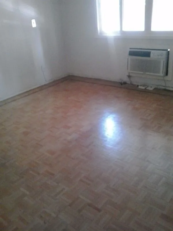 Imagem Casa para Venda - 250m², 5 dormitórios, 6 vagas - Menino Deus