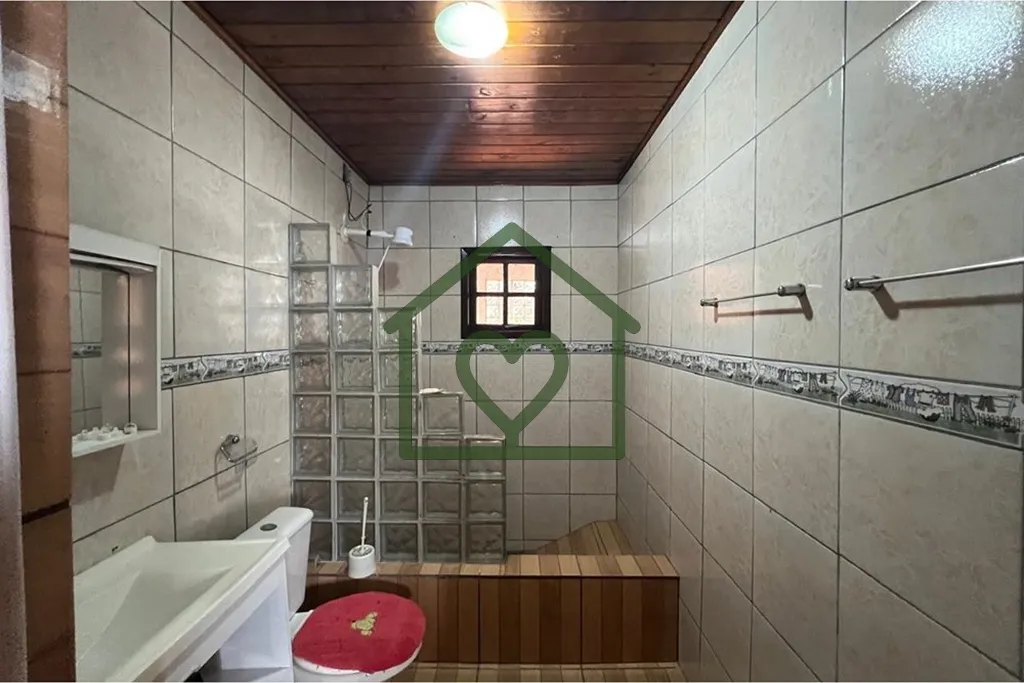 Imagem Descubra a oportunidade única de investir em um espetacular terreno desocupado na vibrante cidade d...