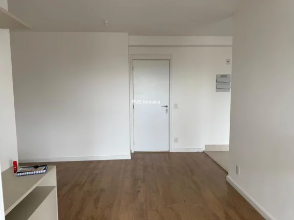 Foto do imóvel 2 dormitórios sendo 1 suíte 1 vaga com depósito 67m² no Panamby.