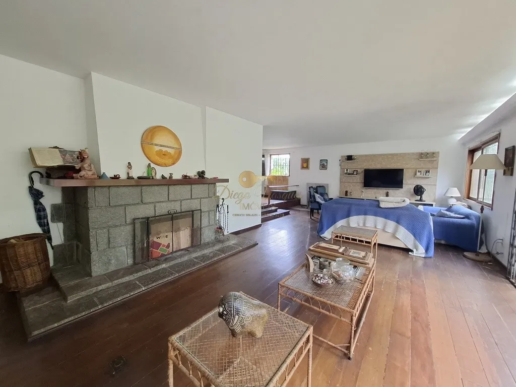 Imagem Casa para Venda em Teresópolis / RJ no bairro Iucas