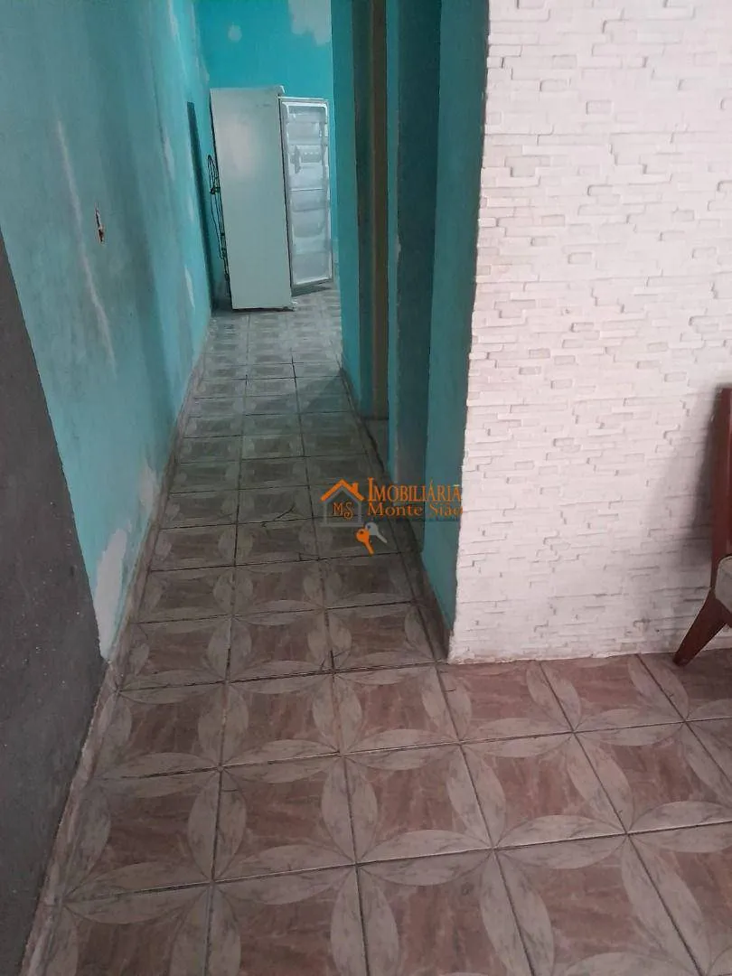 Imagem Casa com 5 dormitórios à venda por R$ 390.000,00 - Cidade Soberana - Guarulhos/SP
