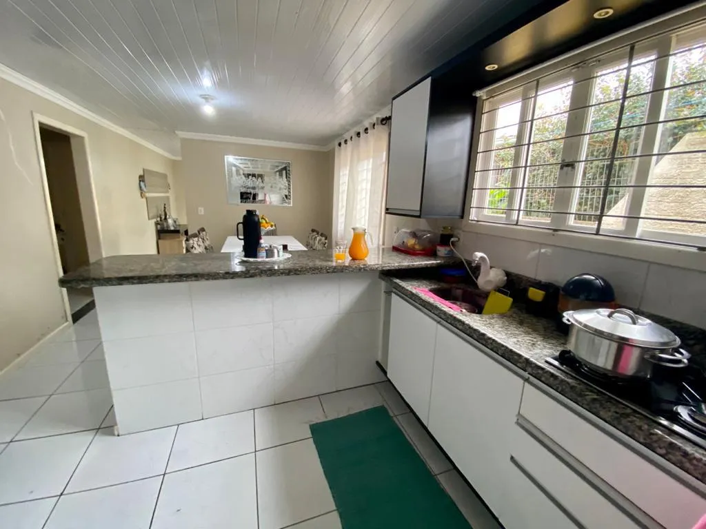 Imagem Casa 3 Dormitórios - Bairro Guara