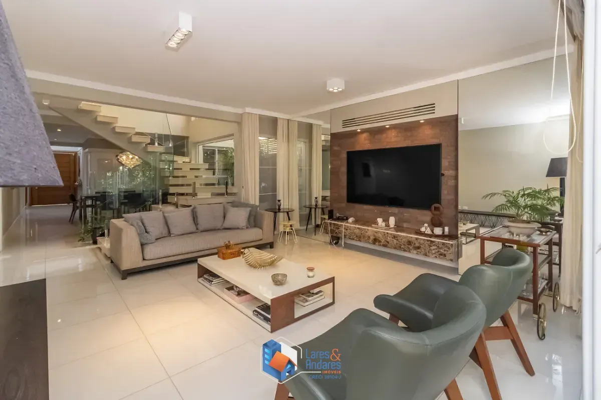 Imagem Casa no condomínio Condomínio Reserva Nova Cantareira para venda com 4 quartos, sendo 4 suítes, 313m²