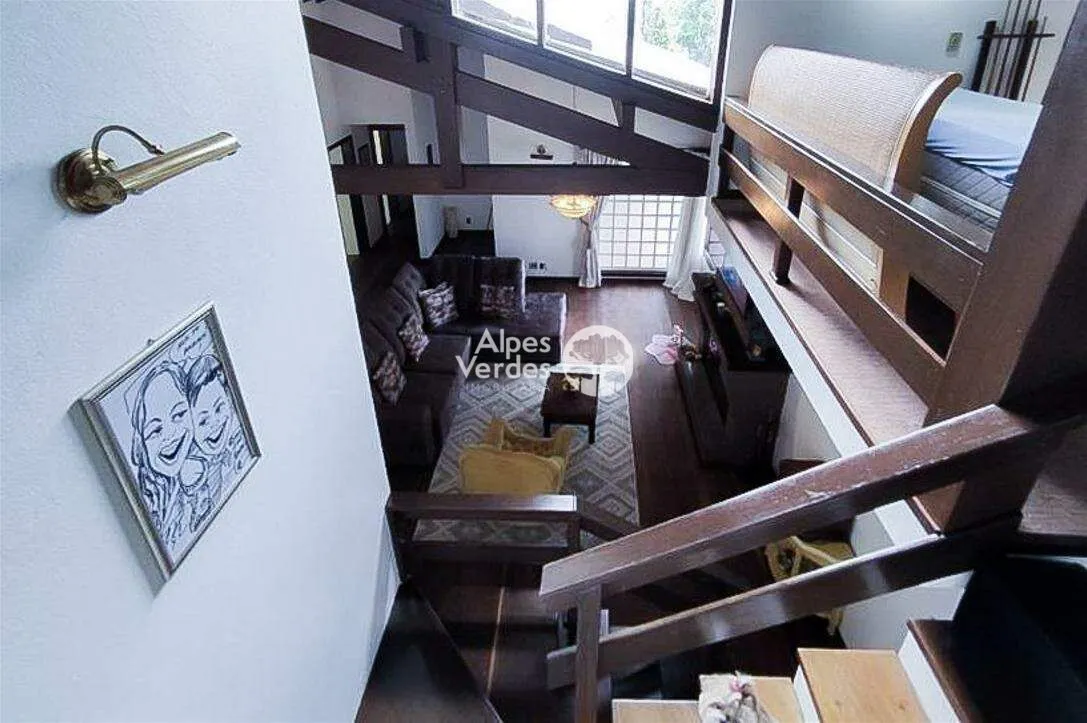 Imagem Vende - se Casa na Vila Suzana, com 03 dormitórios