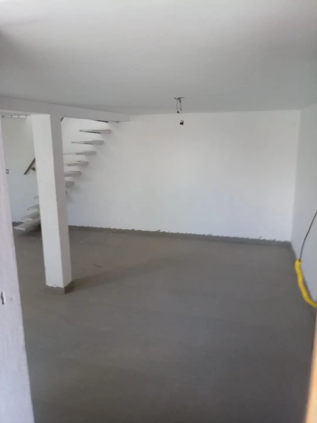 Imagem Casa à venda 3 Quartos, 1 Suite, 2 Vagas, 250M², Vila Suiça, Pindamonhangaba - SP