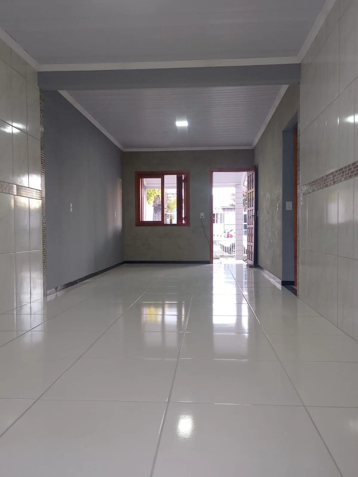 Imagem Casa em Canoas - Mato Grande de 3 dormitórios e 2 vagas DESOCUPADA