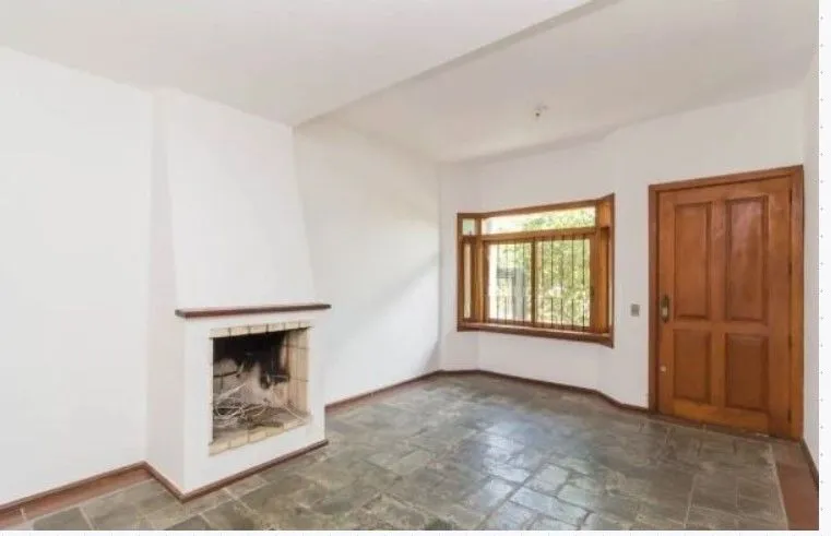 Imagem Casa/sobrado de 4 dormitórios I 1 suíte I 4 vagas I Altos Do Ipê