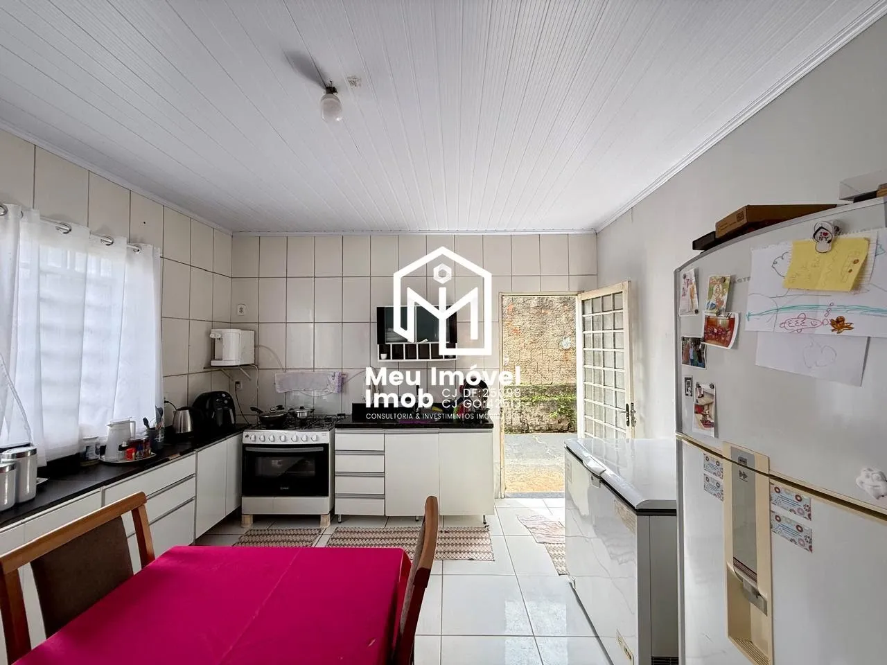 Imagem Casa 2 Quartos 1 Suíte 6 Vagas 95m² Arniqueiras/DF