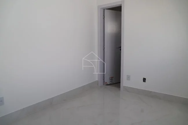 Imagem Oportunidade Única! Casa de 3 suítes sendo uma Master com closet e Acabamento Diferenciado em Colina de Laranjeiras