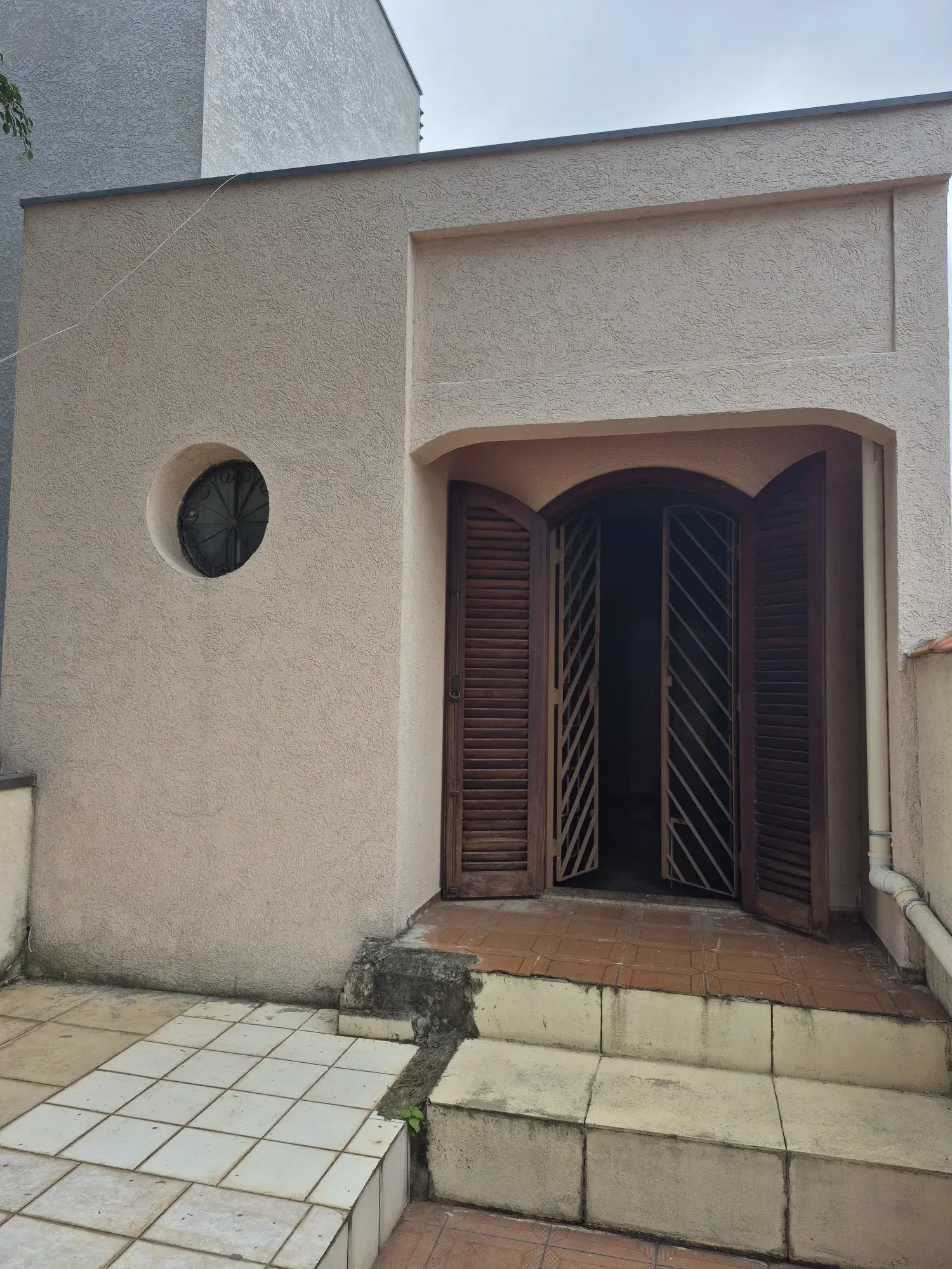 Imagem Casa com 4 Quartos à Venda, 200 m² em Vila Santo Estevão - São Paulo