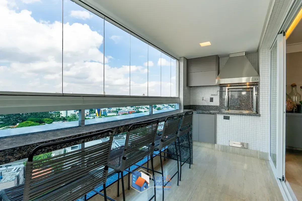 Imagem Apartamento para venda em Indianópolis com 3 quartos, sendo 3 suítes, 195m²