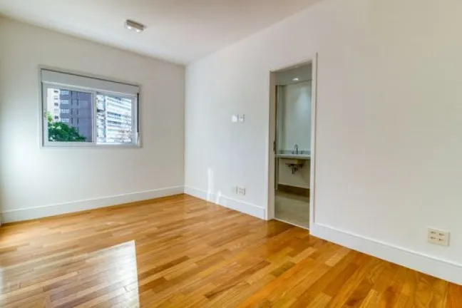 Imagem Apartamento com 3 Quartos à Venda, 161 m² em Vila Nova Conceição - São Paulo