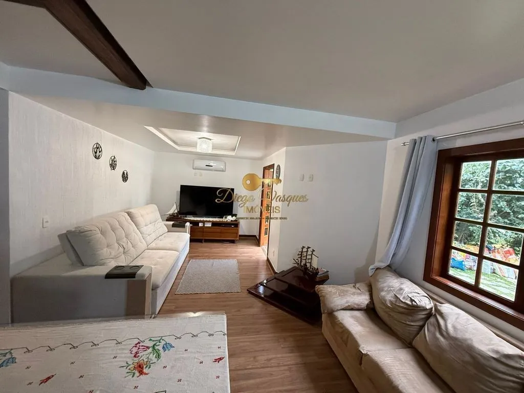 Imagem Casa em Condomínio para Venda em Teresópolis / RJ no bairro Albuquerque